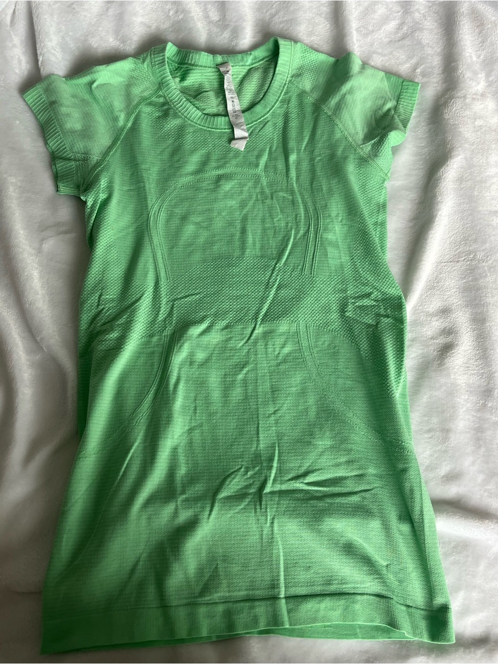 Swiftly t shirt size 4